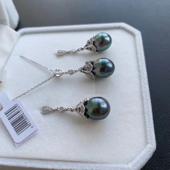 Tahitian drop sea pearl earrings and necklace 10-11mm high luster
